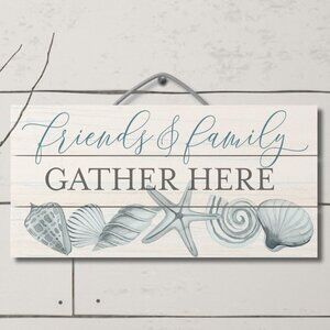 Highland Woodcrafters Wooden Coastal Friends & Family Wall Sign Seashell Design